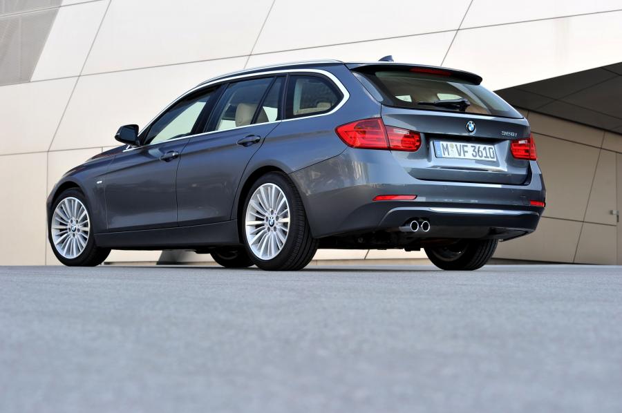  BMW 328i Touring Luxury 2012 года  (фото 103 из 200)